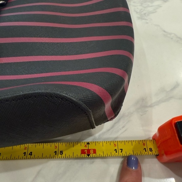 Michael Kors Jet Set Striped Saffiano Leather Laptop Tote Bag EUC black pink - Picture 13 of 15